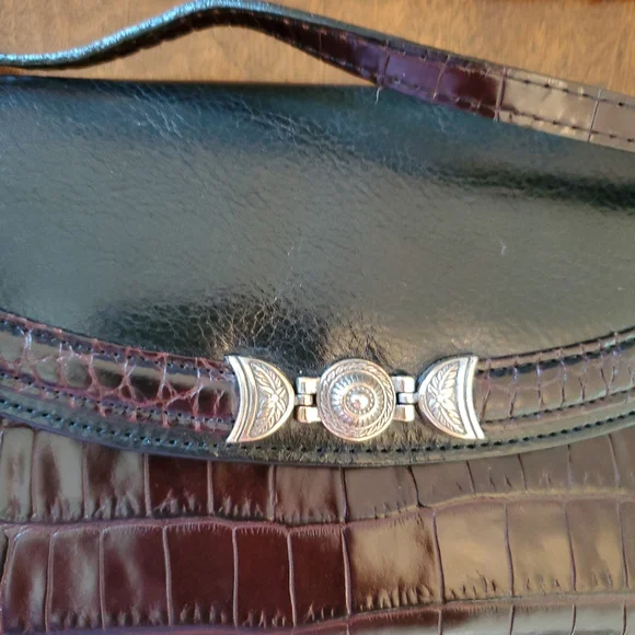 Sold! BRIGHTON Black Leather w/Brown Croc Mini Purse Crossbody Organizer Handbag - Picture 2 of 10